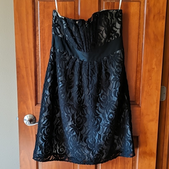 White House Black Market Dresses & Skirts - White House Black Market strapless, lace dress!